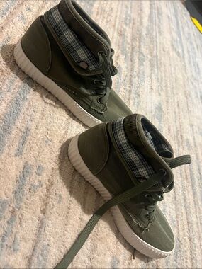 Olivia Miller Olive Green High-Top Sneakers with Plaid Cuff